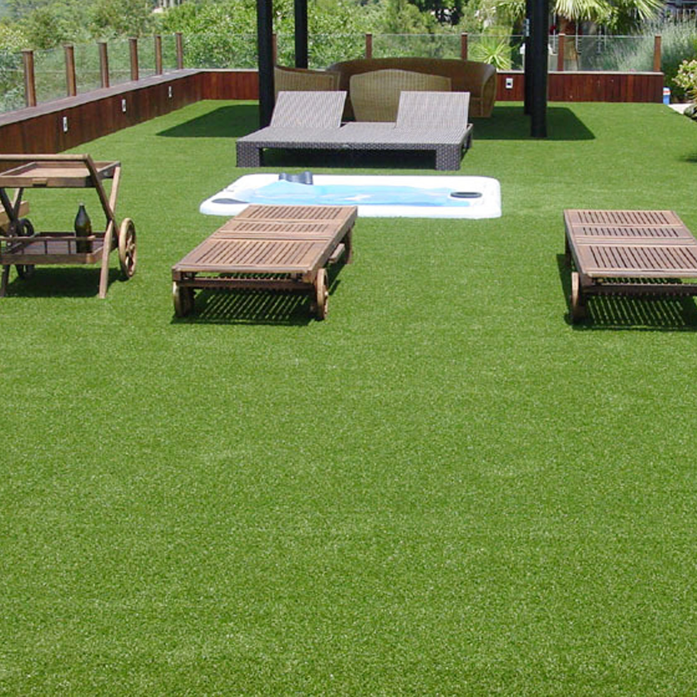 Creative Gardening Tips For Your Lawn Using Artificial Grass