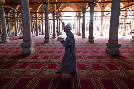 What Is Acrylic Masjid Carpet