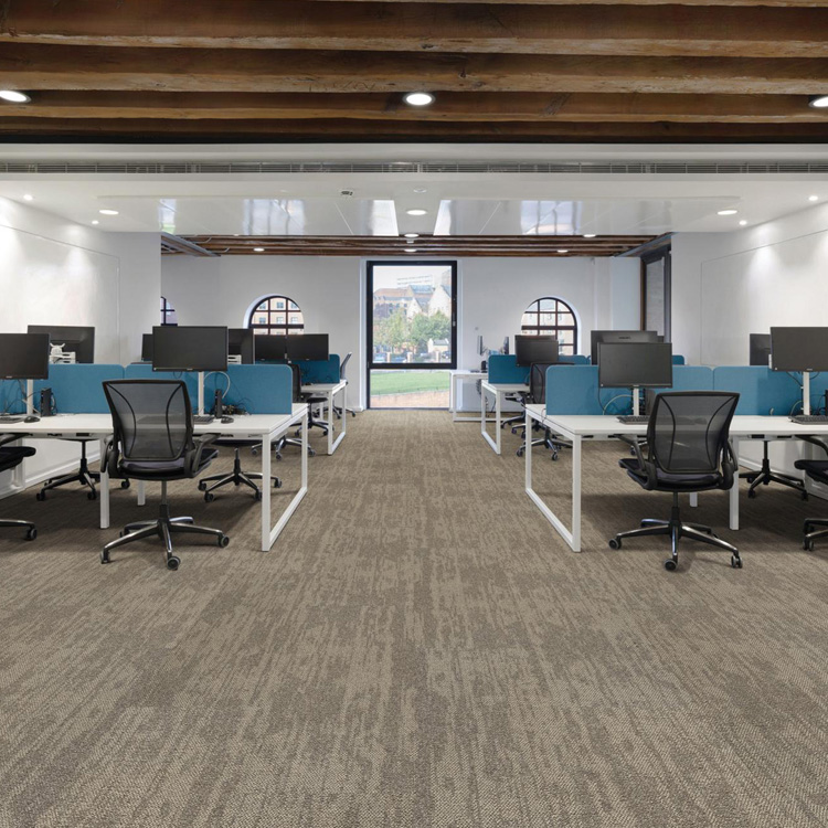 Eco-Friendly Fireproof Nylon Carpet Tiles Suppliers
