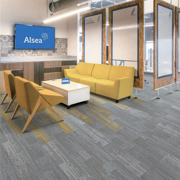 Tufted Polypropylene Loop Pile 25*100 Size Carpet Tiles