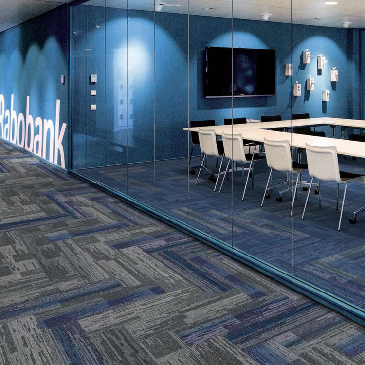 Tufted Polypropylene Loop Pile 25*100 Size Carpet Tiles