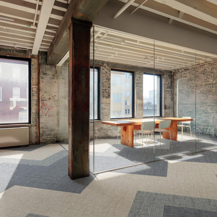 Machine Made Office Floor 33*100 Carpet Tiles