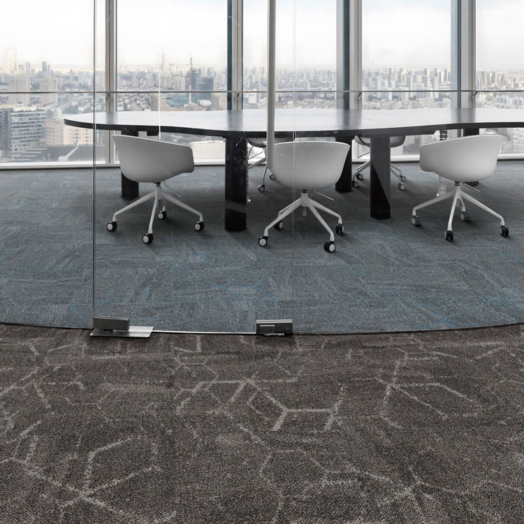 High Quality 100% Nylon Fireproof Decoration Office Floor Carpet Tiles