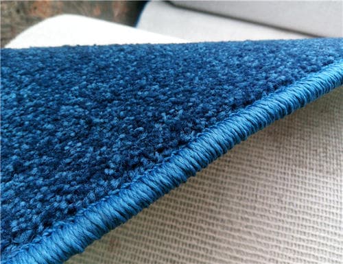 Serging Style Carpet